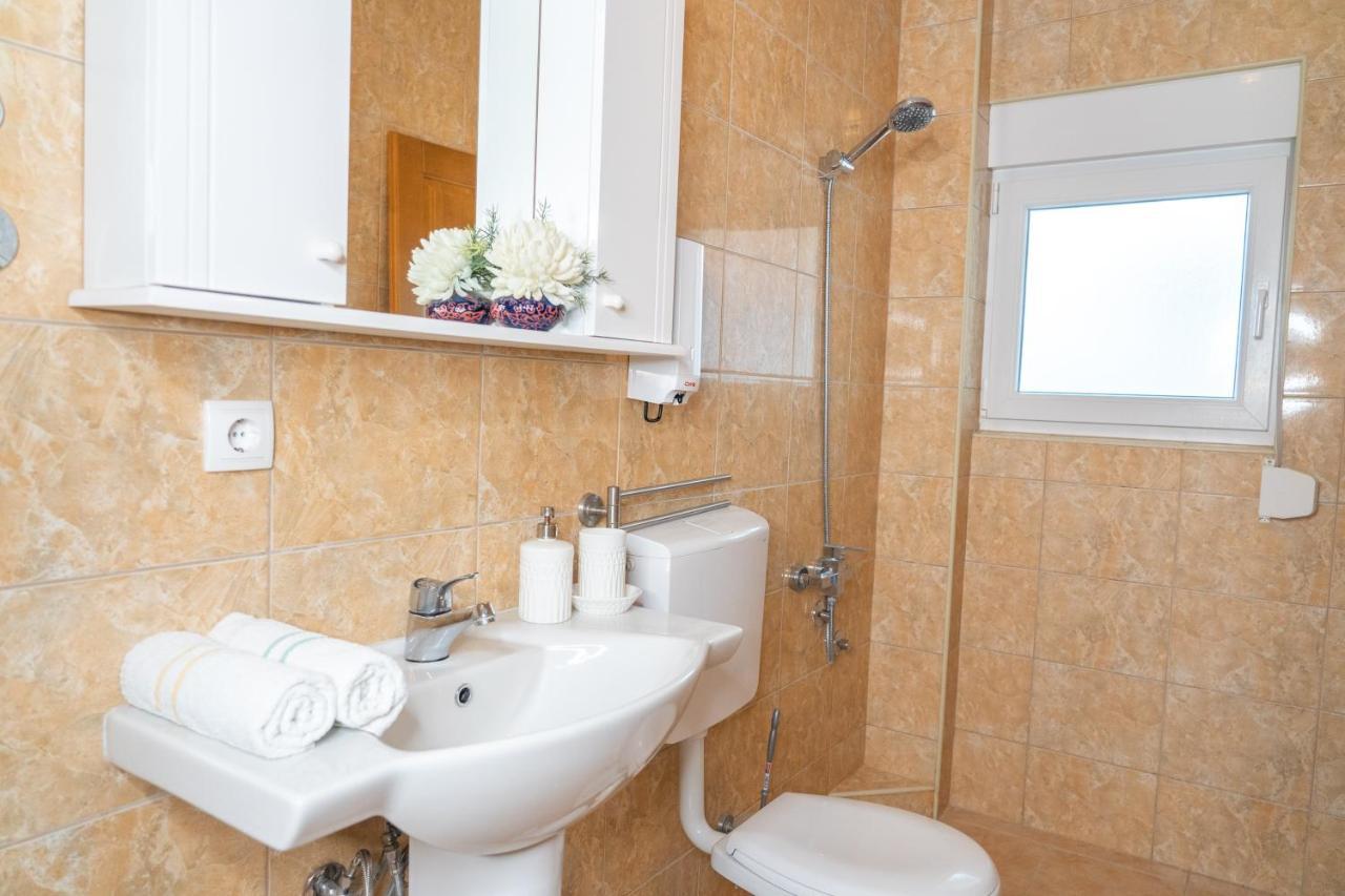 Apartments Sejla Улцинь Екстер'єр фото